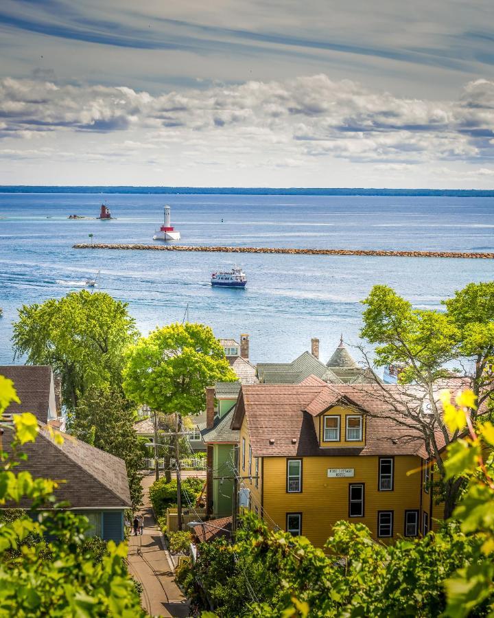 Pine Cottage Bed & Breakfast Mackinac Island Dış mekan fotoğraf